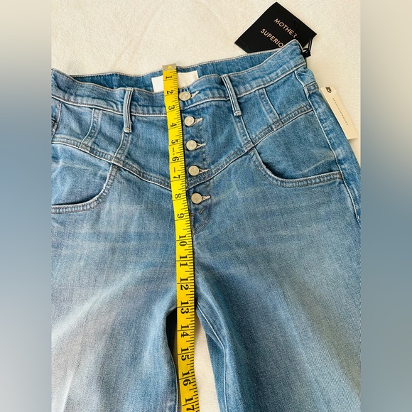MOTHER The Swooner Roller Cropped Wide-Leg Jeans in Post No Bills Size 29 - Picture 13 of 16